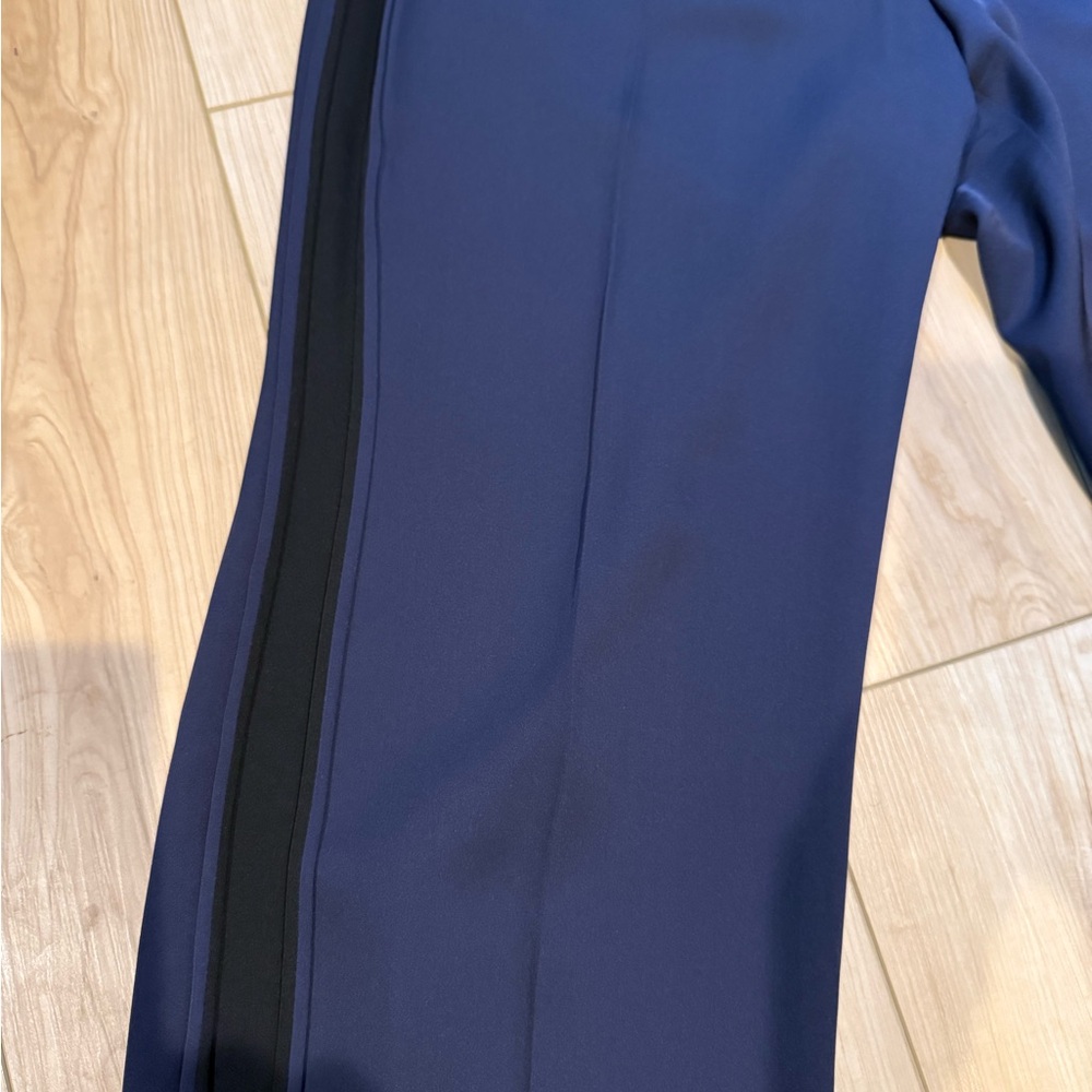 Theory Designer Black silk dress pants sleek seam stylish - Picture 10 of 11